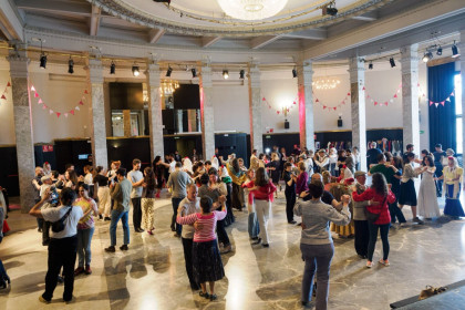 presentación de Madrid baila a ritmo de chotis con el taller organizado por el Ayuntamiento 
