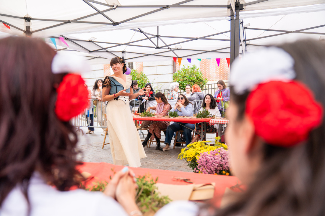 Taller de ramilletes de flores